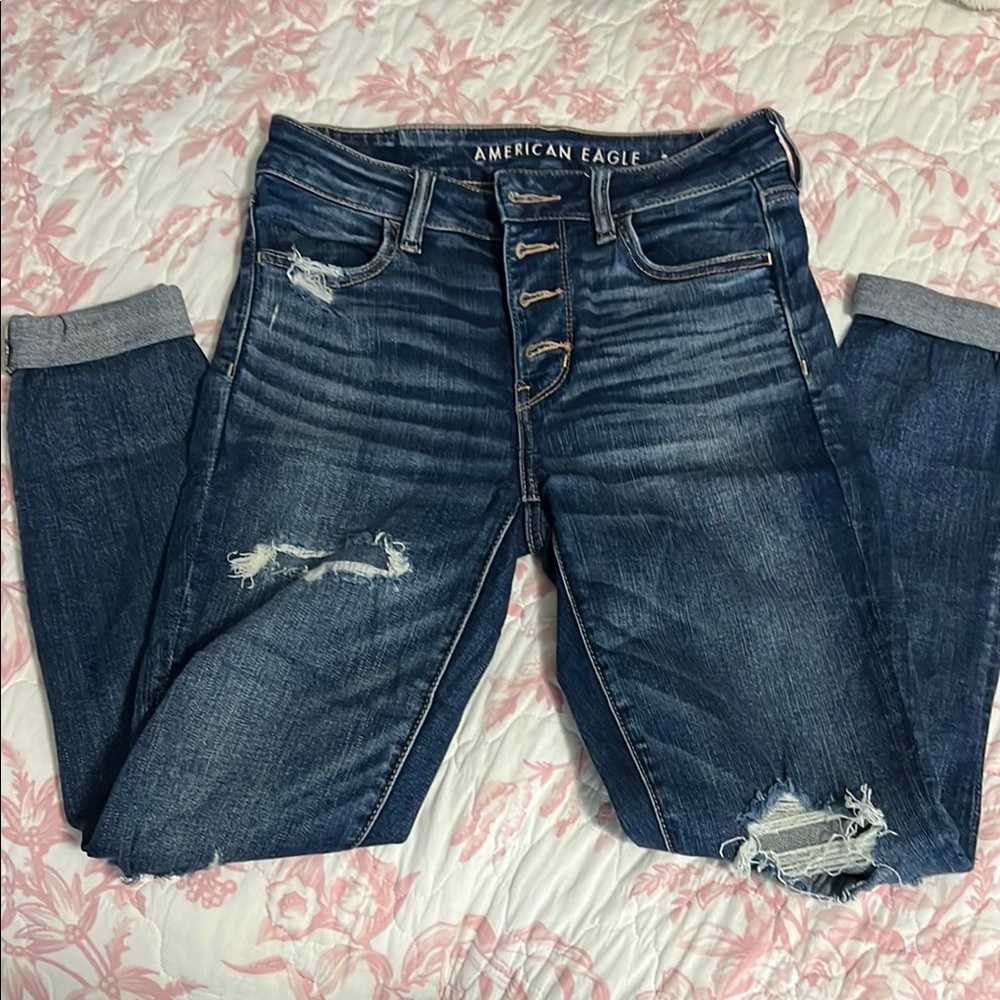 American Eagle Distressed Blue Jeans